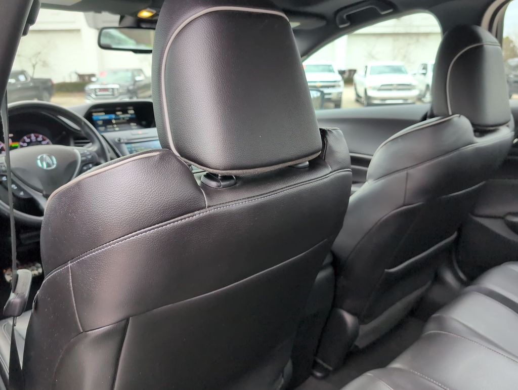 Thumbnail: 2019 Acura ILX - 11