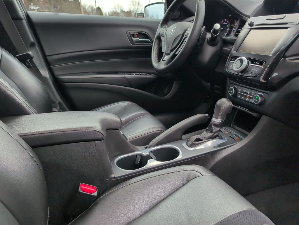 Thumbnail: 2019 Acura ILX - 9