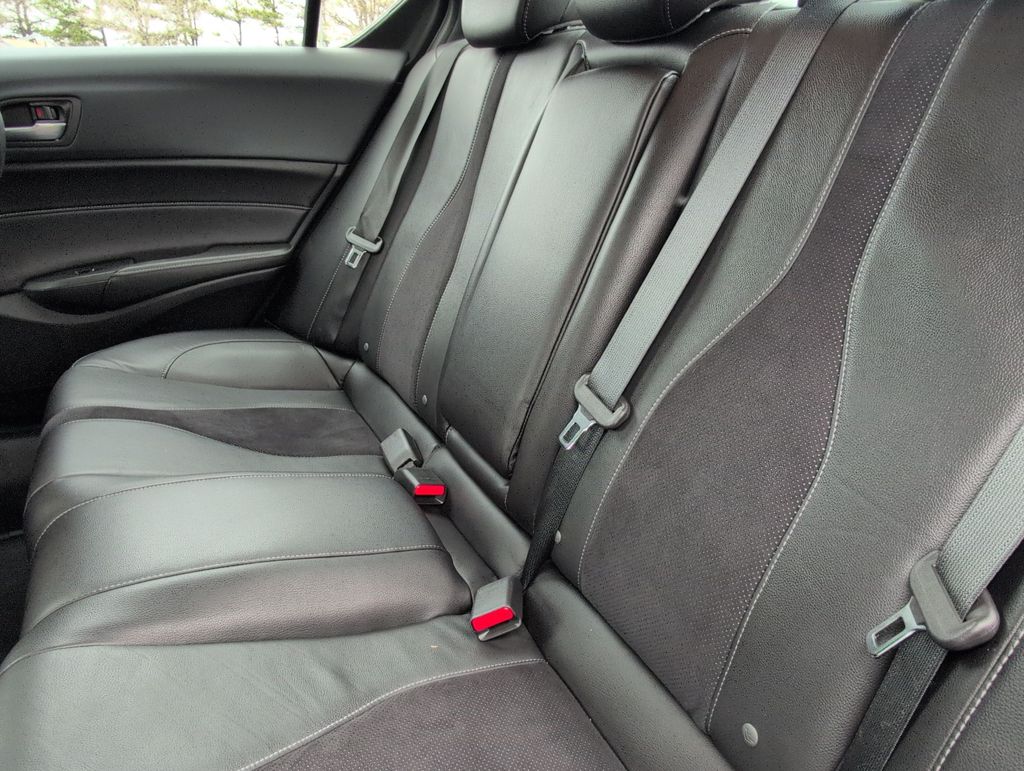 Thumbnail: 2019 Acura ILX - 12