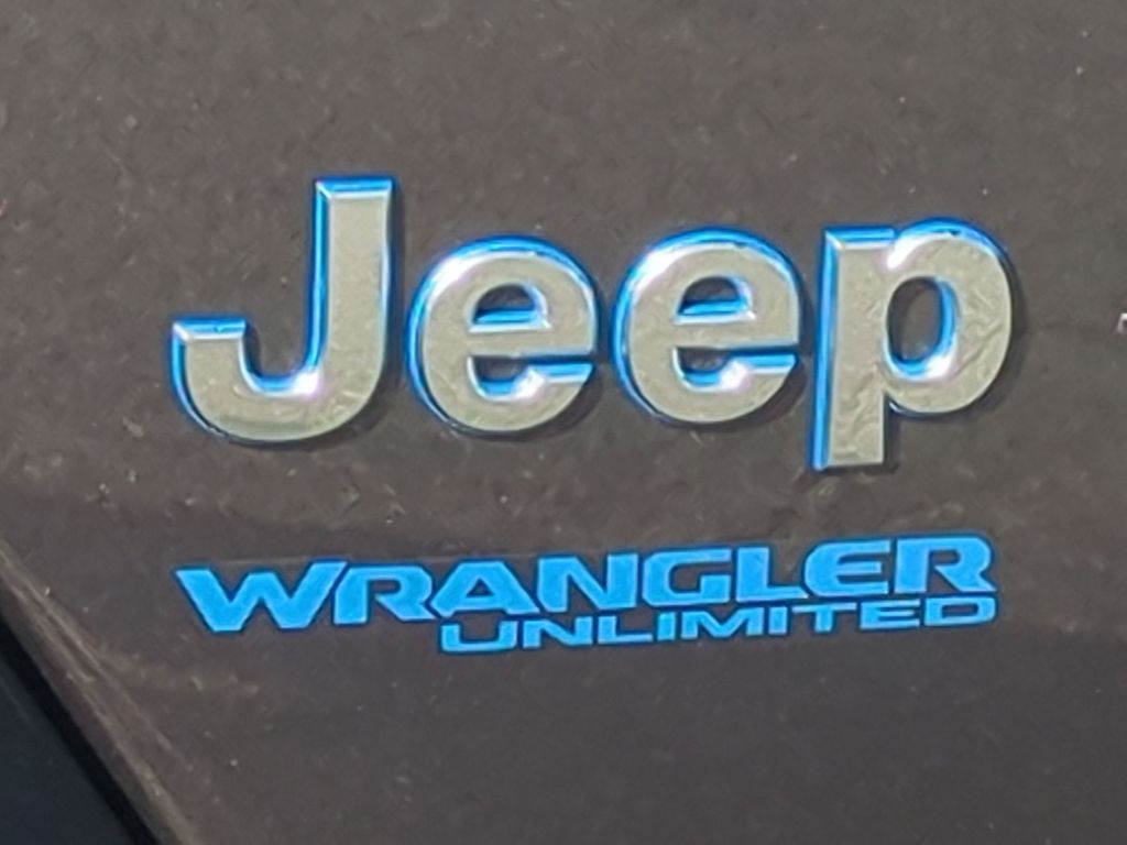 Thumbnail: 2022 Jeep Wrangler - 6
