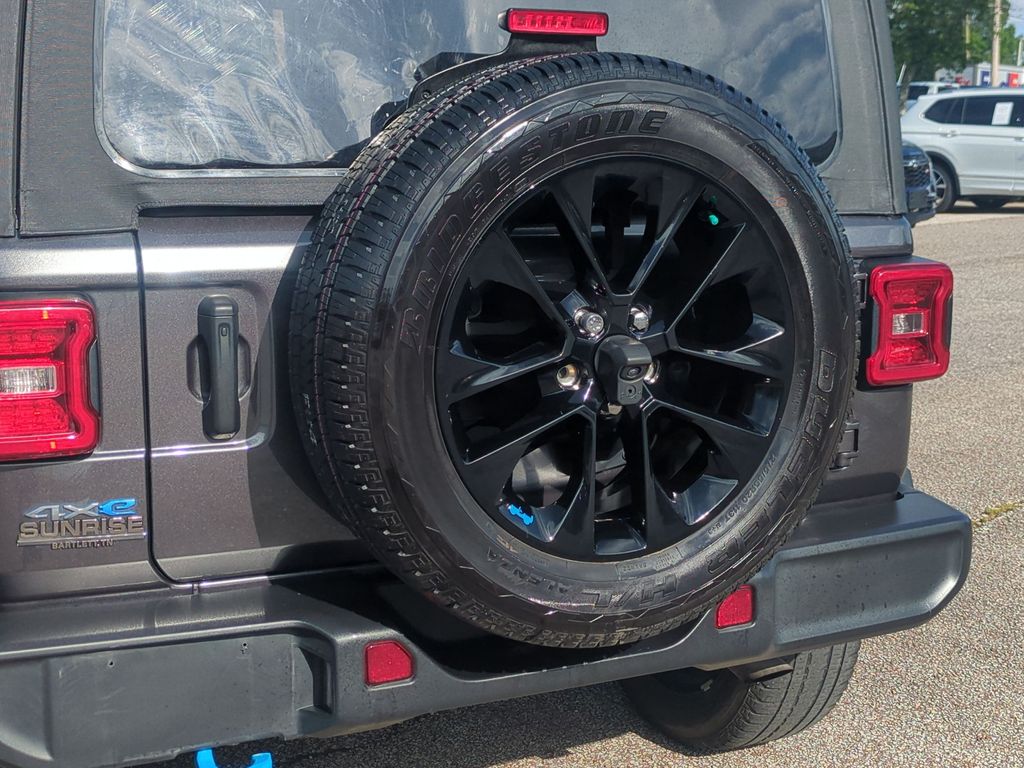 Thumbnail: 2022 Jeep Wrangler - 36