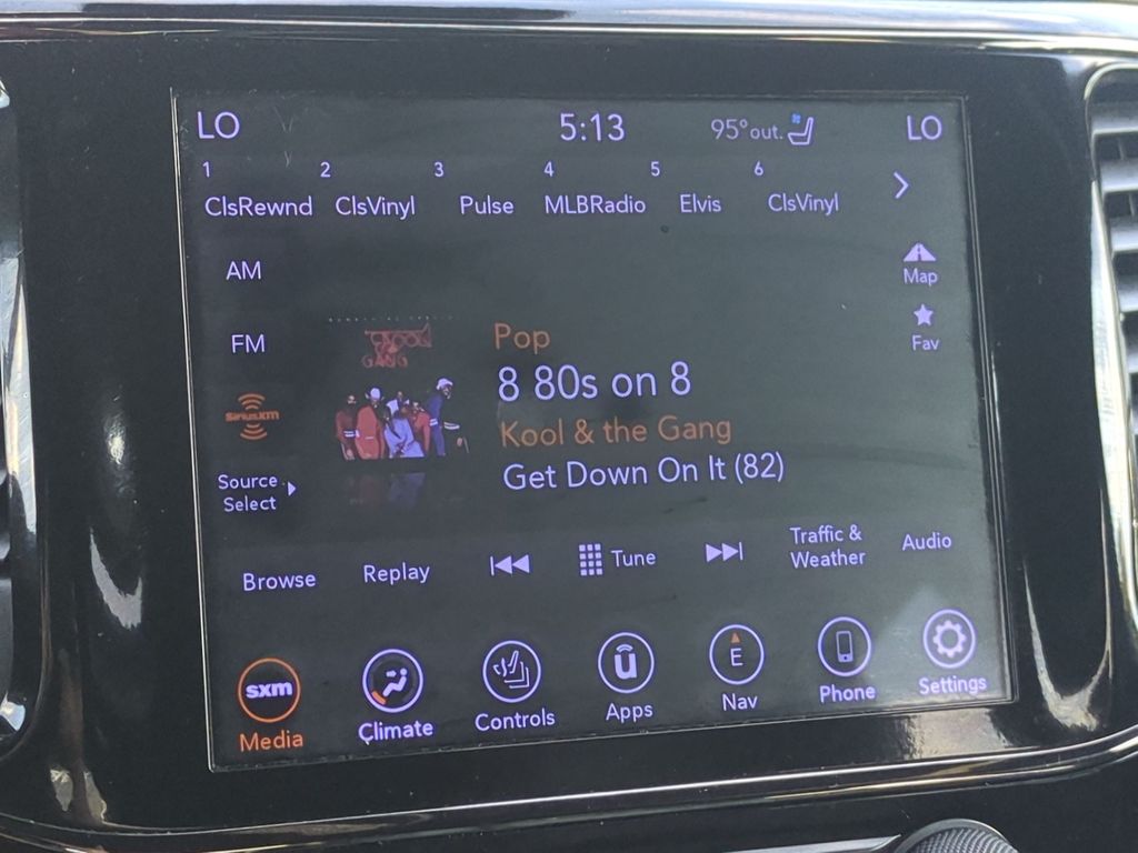 Thumbnail: 2021 Jeep Grand Cherokee - 36