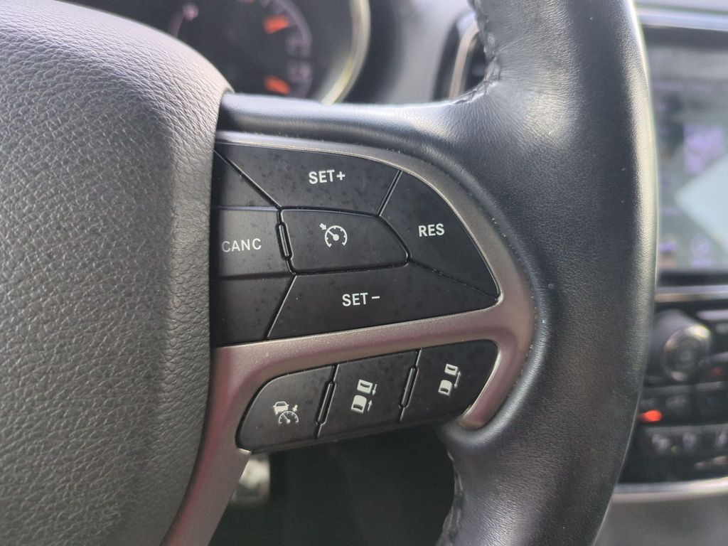 Thumbnail: 2021 Jeep Grand Cherokee - 31