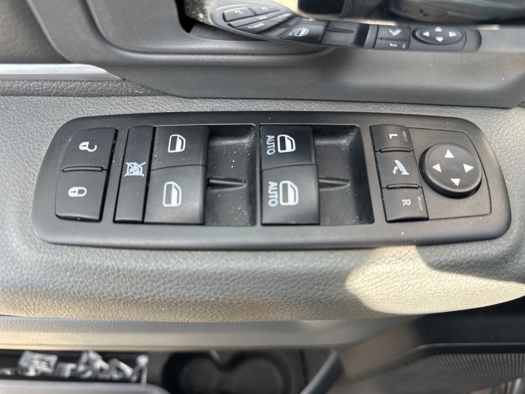 Thumbnail: 2015 RAM 1500 - 17