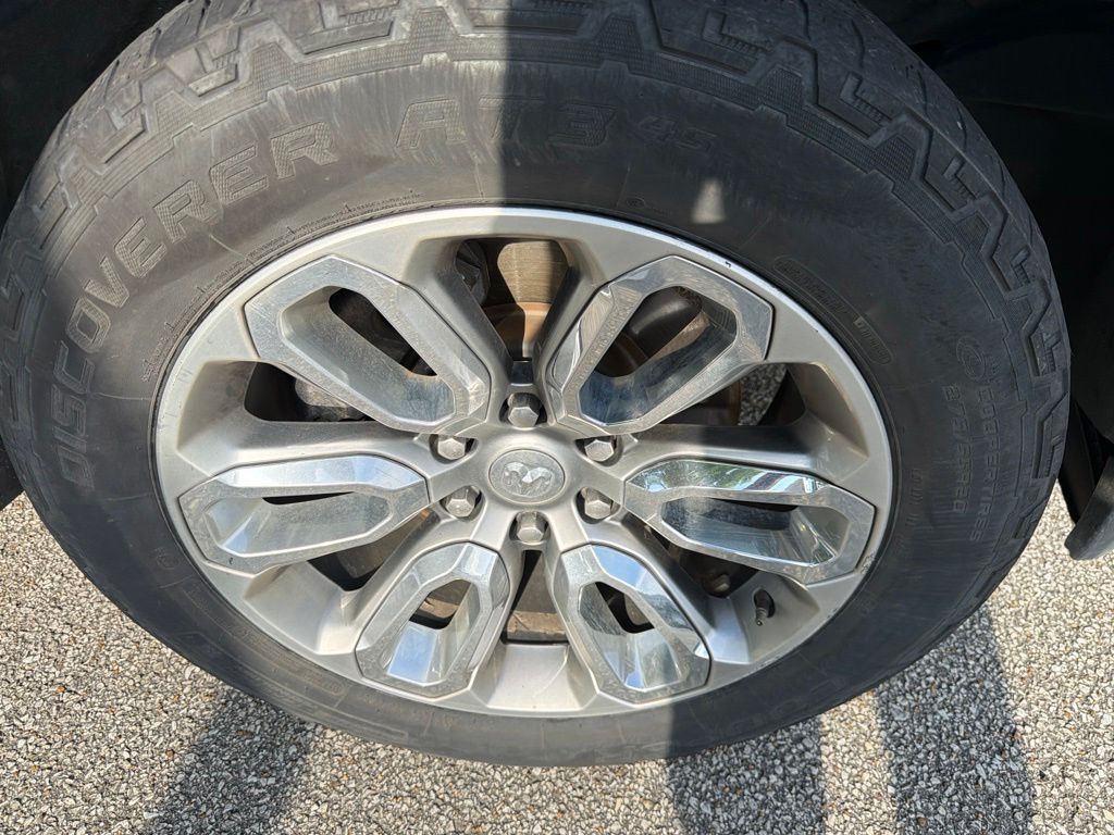 Thumbnail: 2019 RAM 1500 - 23