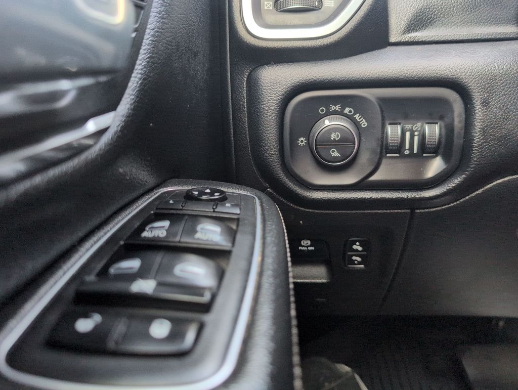 Thumbnail: 2019 RAM 1500 - 31