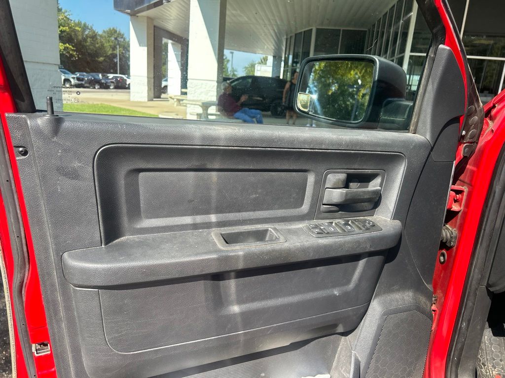 Thumbnail: 2010 Dodge Ram 1500 - 12