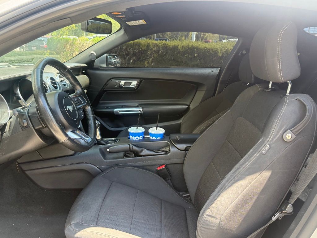 Thumbnail: 2016 Ford Mustang - 6