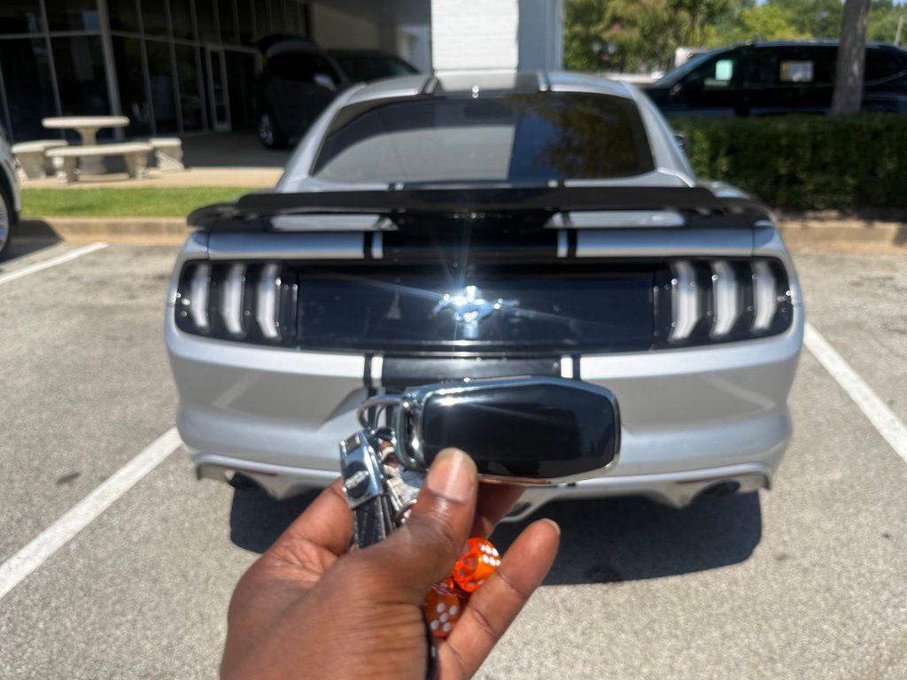 Thumbnail: 2016 Ford Mustang - 10