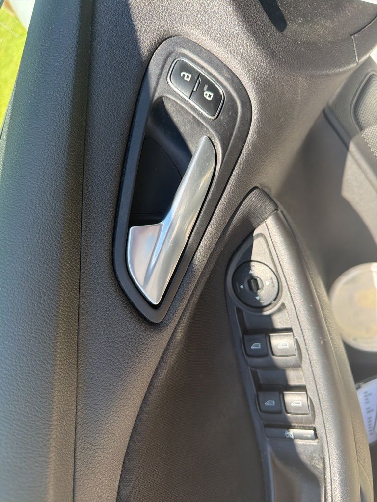 Thumbnail: 2018 Ford Focus - 8