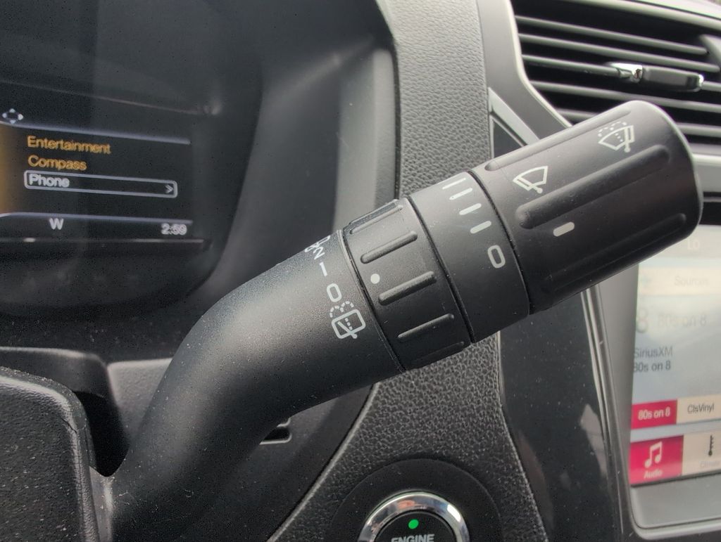 Thumbnail: 2019 Ford Explorer - 31