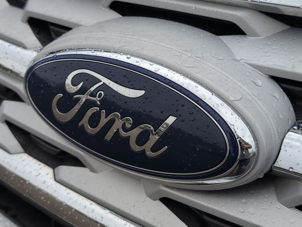 Thumbnail: 2019 Ford Explorer - 6