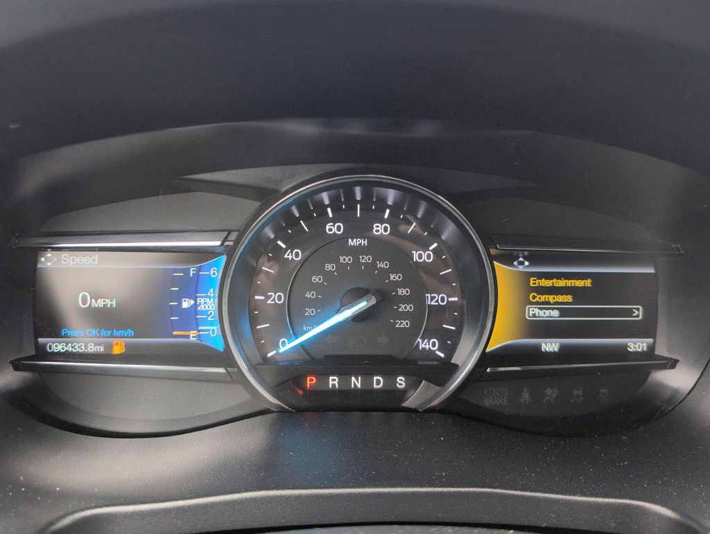 Thumbnail: 2019 Ford Explorer - 15