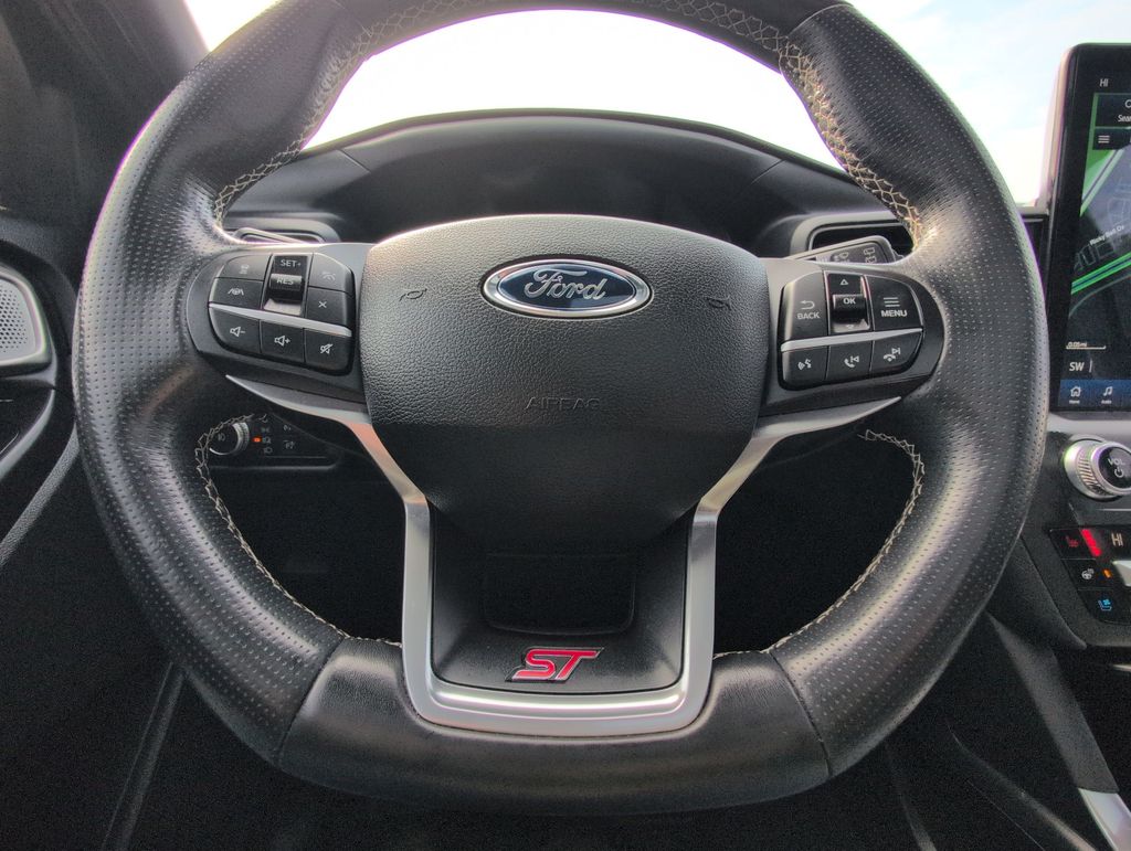 Thumbnail: 2020 Ford Explorer - 10