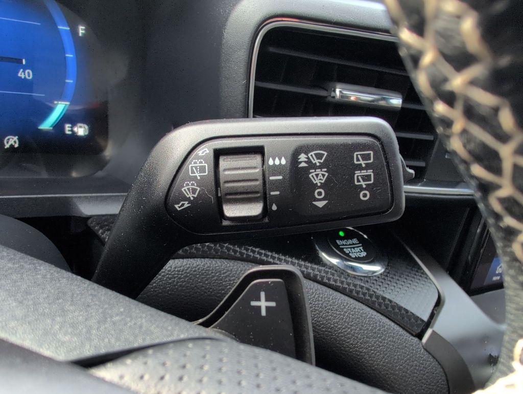 Thumbnail: 2020 Ford Explorer - 33