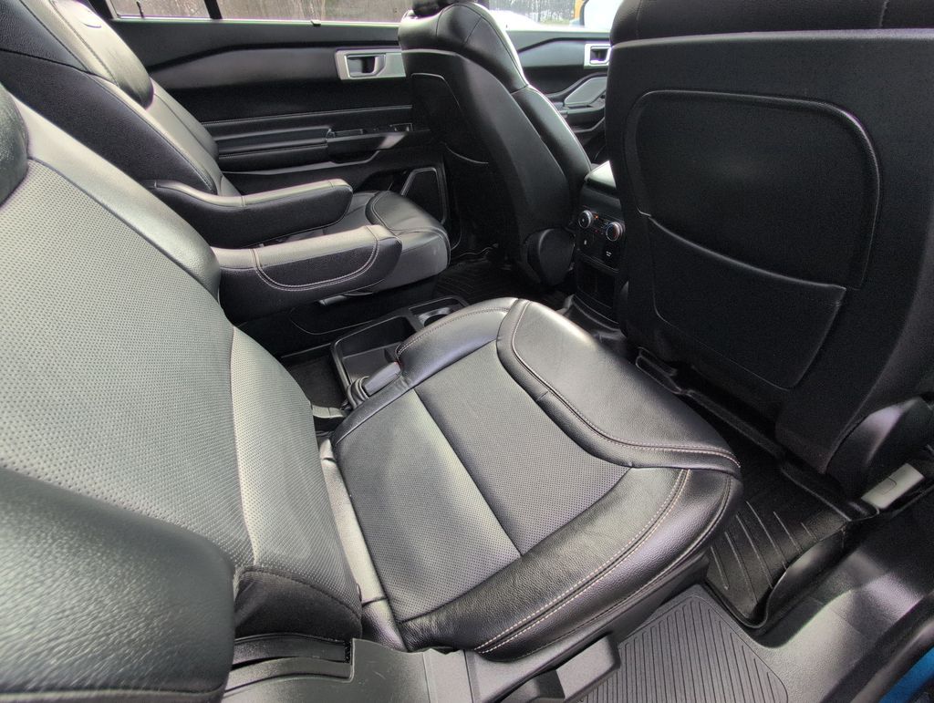 Thumbnail: 2020 Ford Explorer - 28