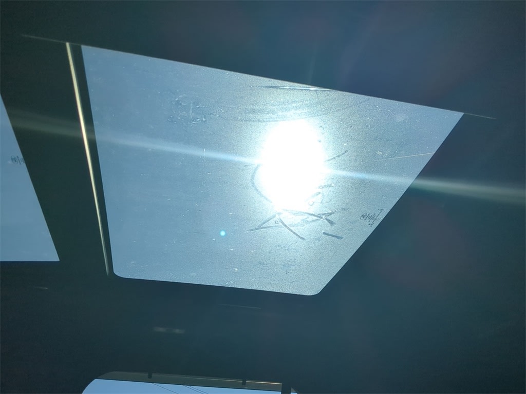 Thumbnail: 2021 Ford Explorer - 26