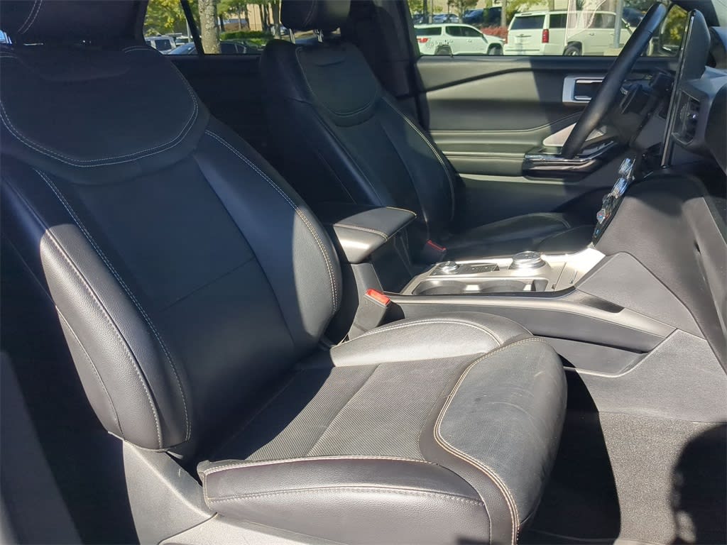 Thumbnail: 2021 Ford Explorer - 27