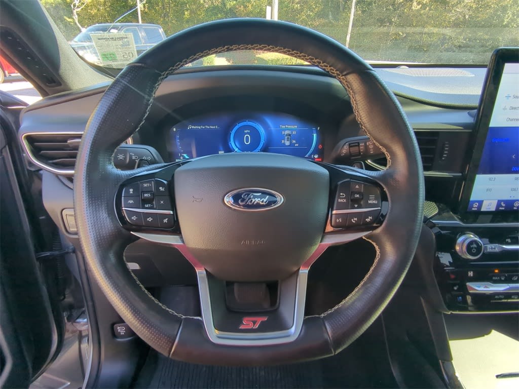 Thumbnail: 2021 Ford Explorer - 12