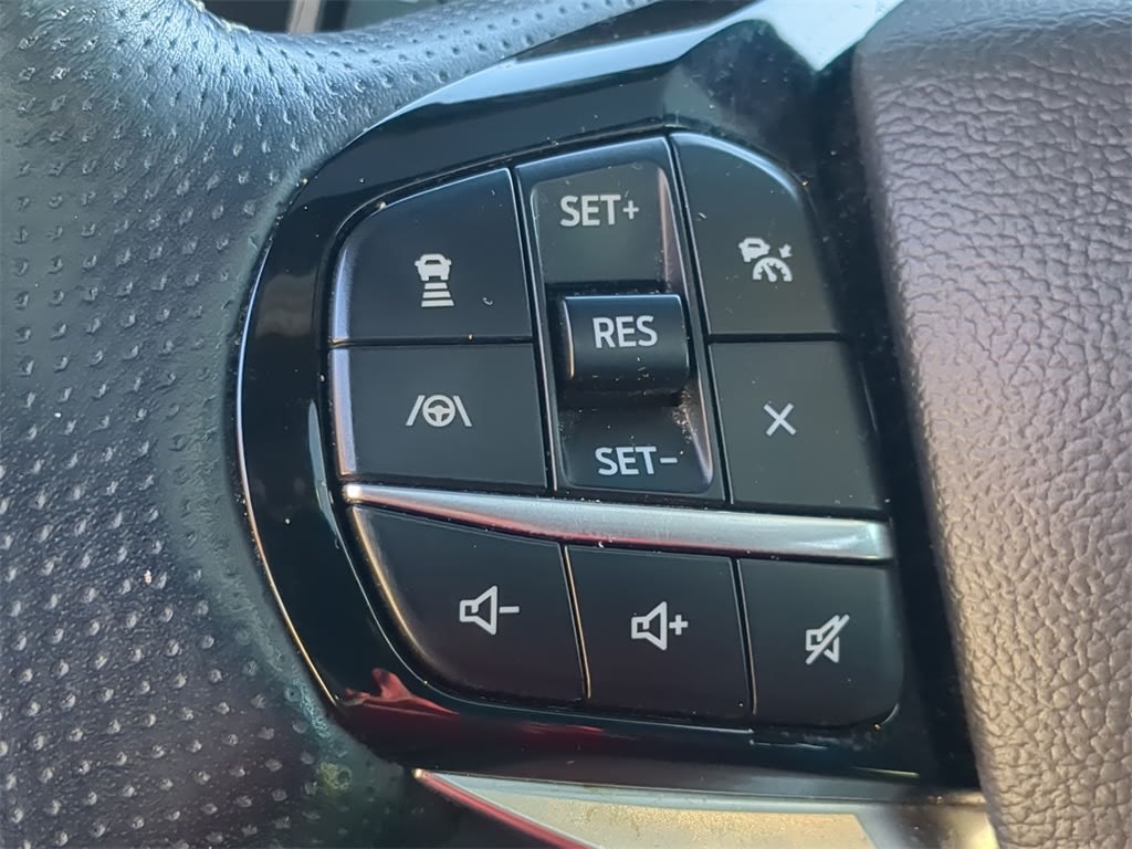 Thumbnail: 2021 Ford Explorer - 28