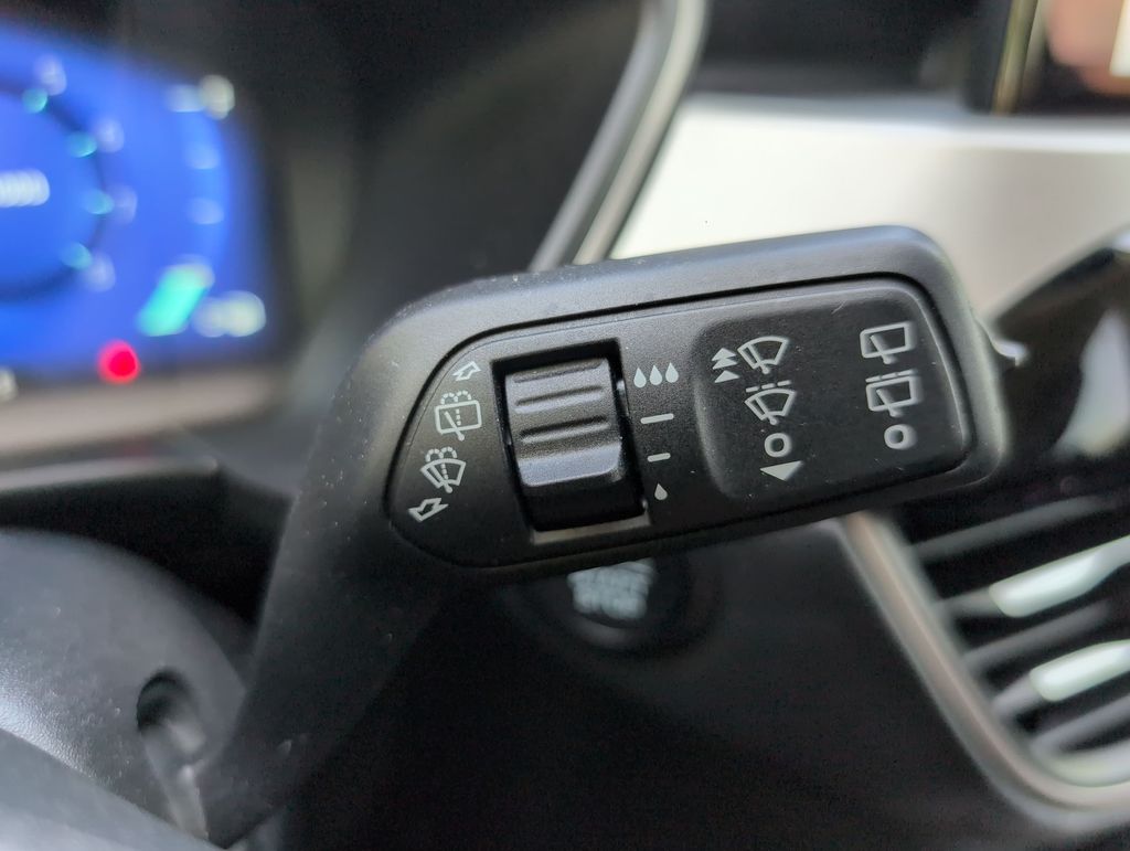 Thumbnail: 2021 Ford Escape - 31