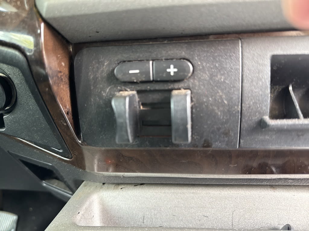 Thumbnail: 2016 Ford F-250 - 19