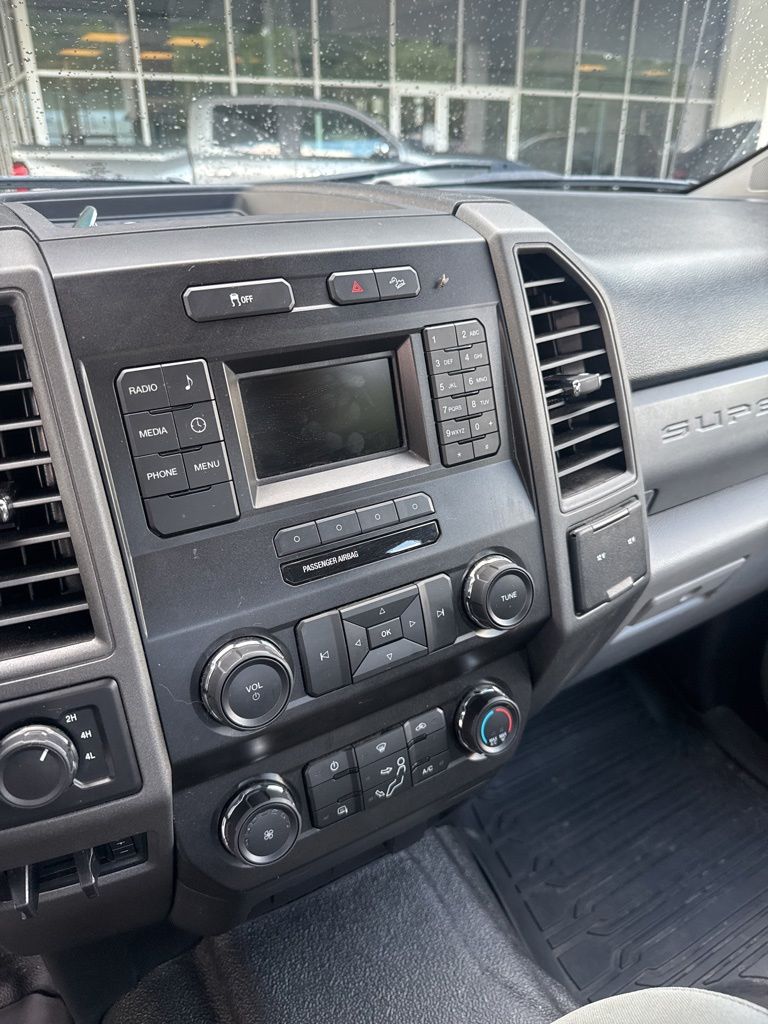 Thumbnail: 2019 Ford F-250 - 8
