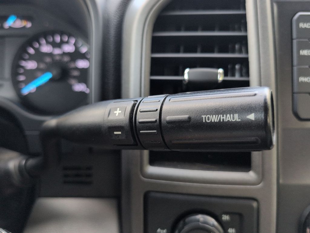 Thumbnail: 2019 Ford F-250 - 35