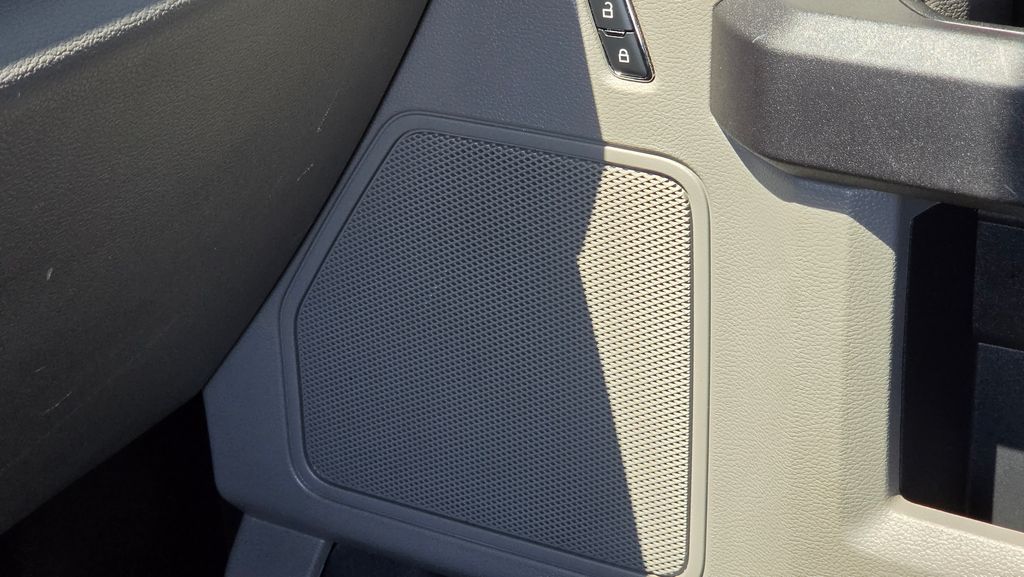 Thumbnail: 2017 Ford F-150 - 8