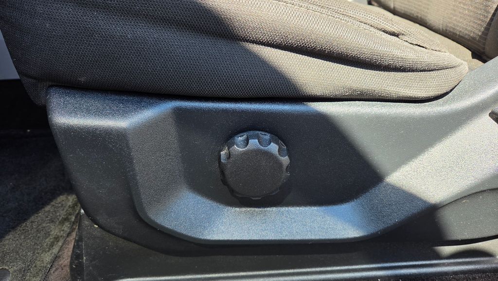 Thumbnail: 2017 Ford F-150 - 19