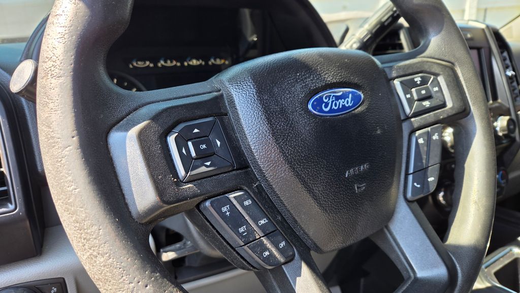 Thumbnail: 2017 Ford F-150 - 20