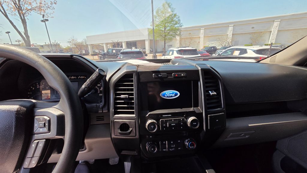 Thumbnail: 2017 Ford F-150 - 10