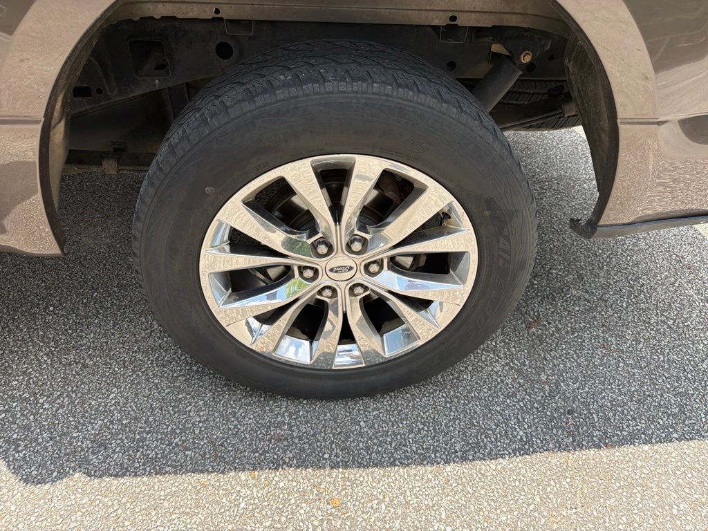 Thumbnail: 2016 Ford F-150 - 5
