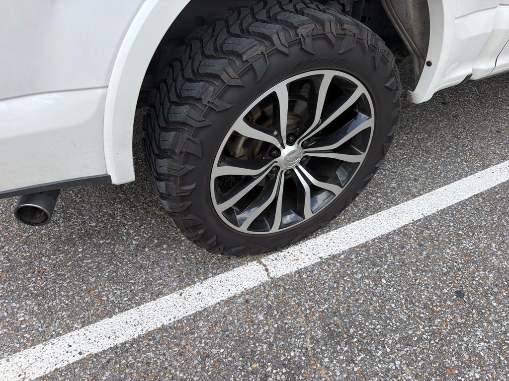 Thumbnail: 2018 Ford F-150 - 32