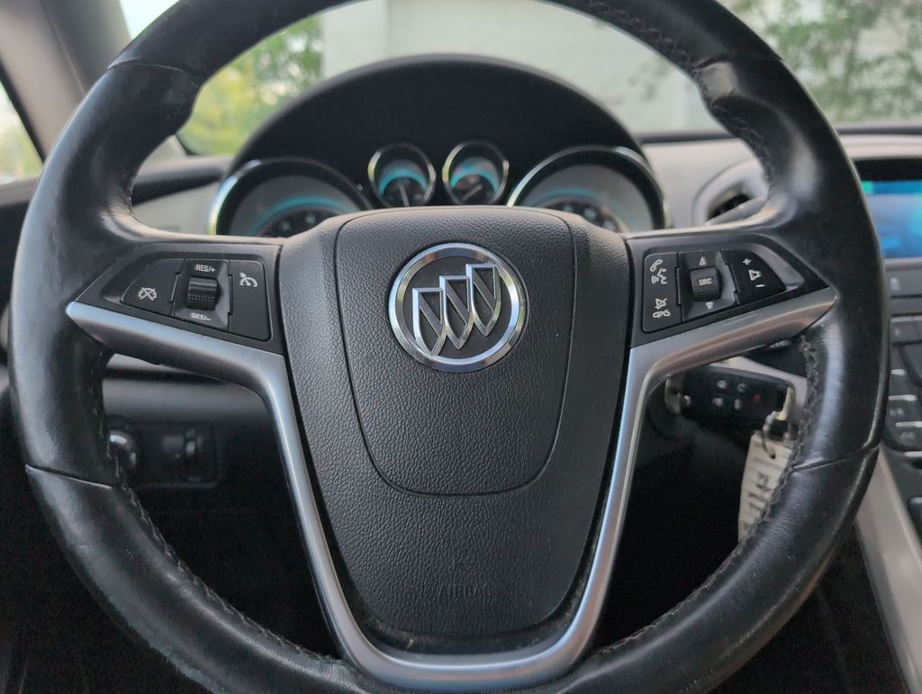 Thumbnail: 2016 Buick Verano - 28