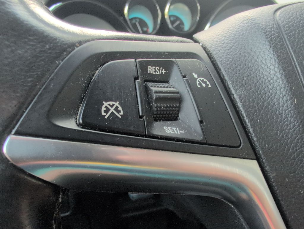 Thumbnail: 2016 Buick Verano - 29