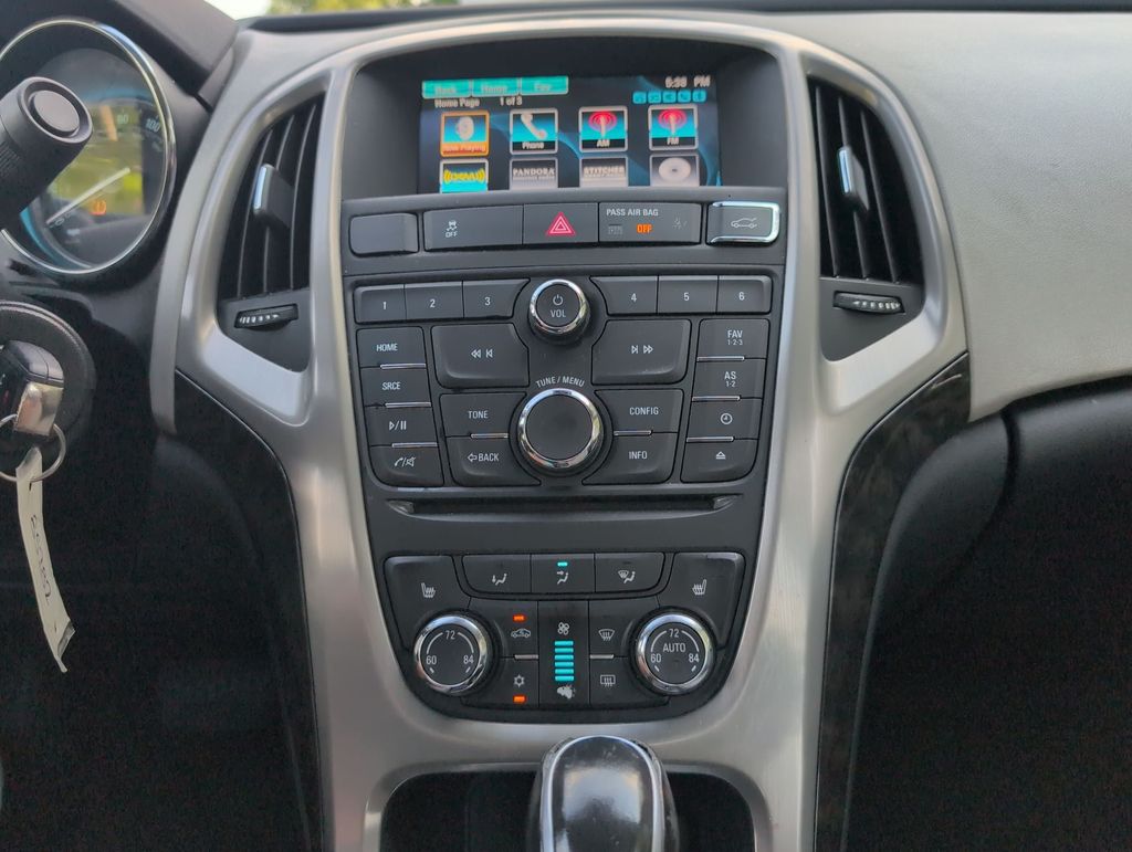 Thumbnail: 2016 Buick Verano - 13