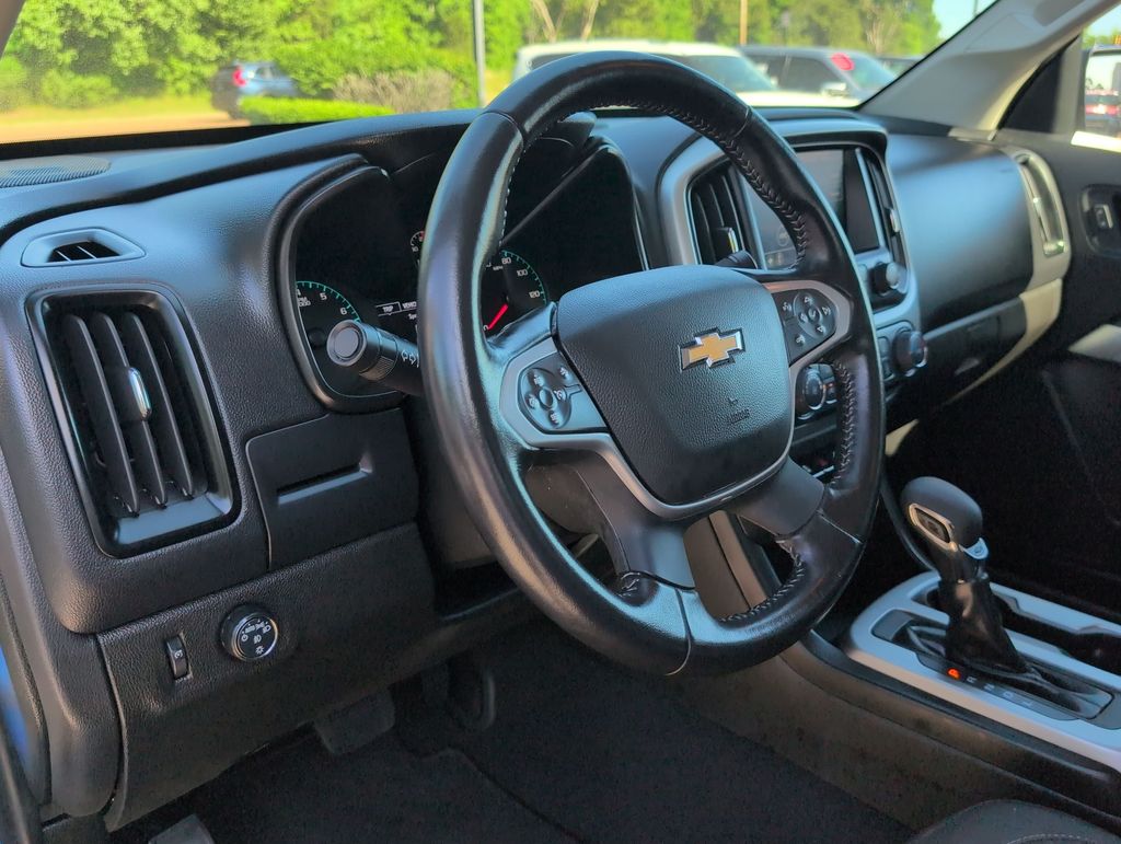Thumbnail: 2022 Chevrolet Colorado - 2