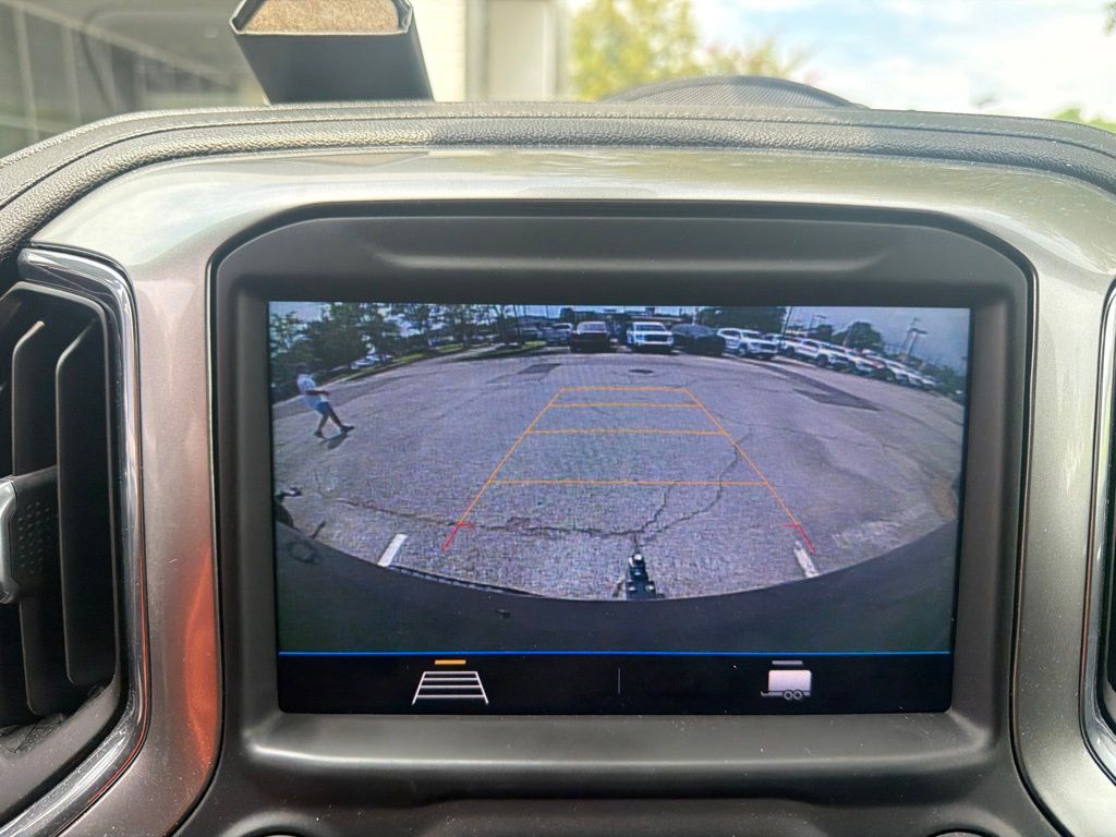 Thumbnail: 2021 Chevrolet Silverado 1500 - 19