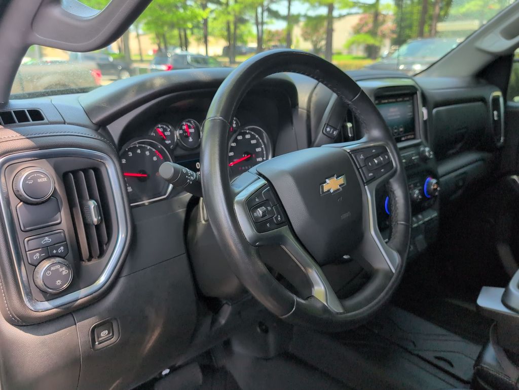 Thumbnail: 2021 Chevrolet Silverado 1500 - 2