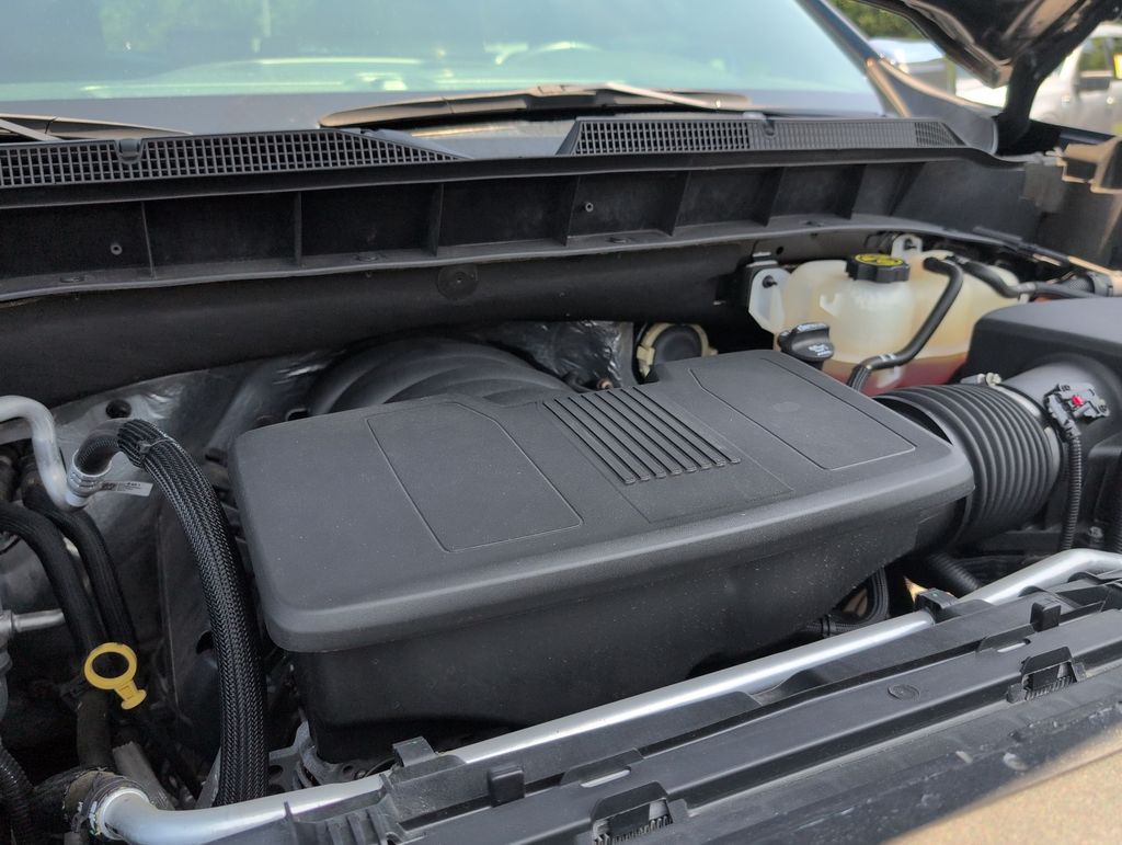 Thumbnail: 2021 Chevrolet Silverado 1500 - 9