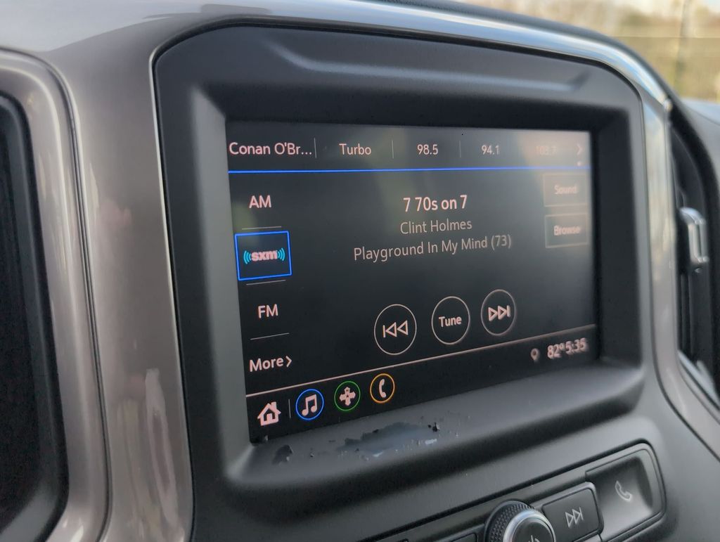 Thumbnail: 2020 Chevrolet Silverado 1500 - 32