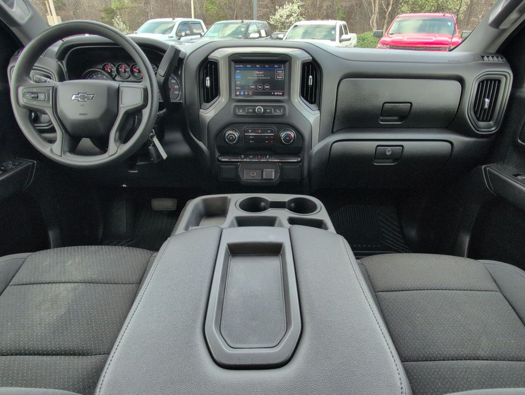 Thumbnail: 2020 Chevrolet Silverado 1500 - 8