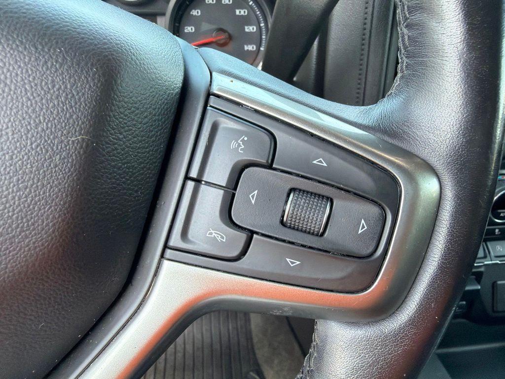 Thumbnail: 2021 Chevrolet Silverado 1500 - 18