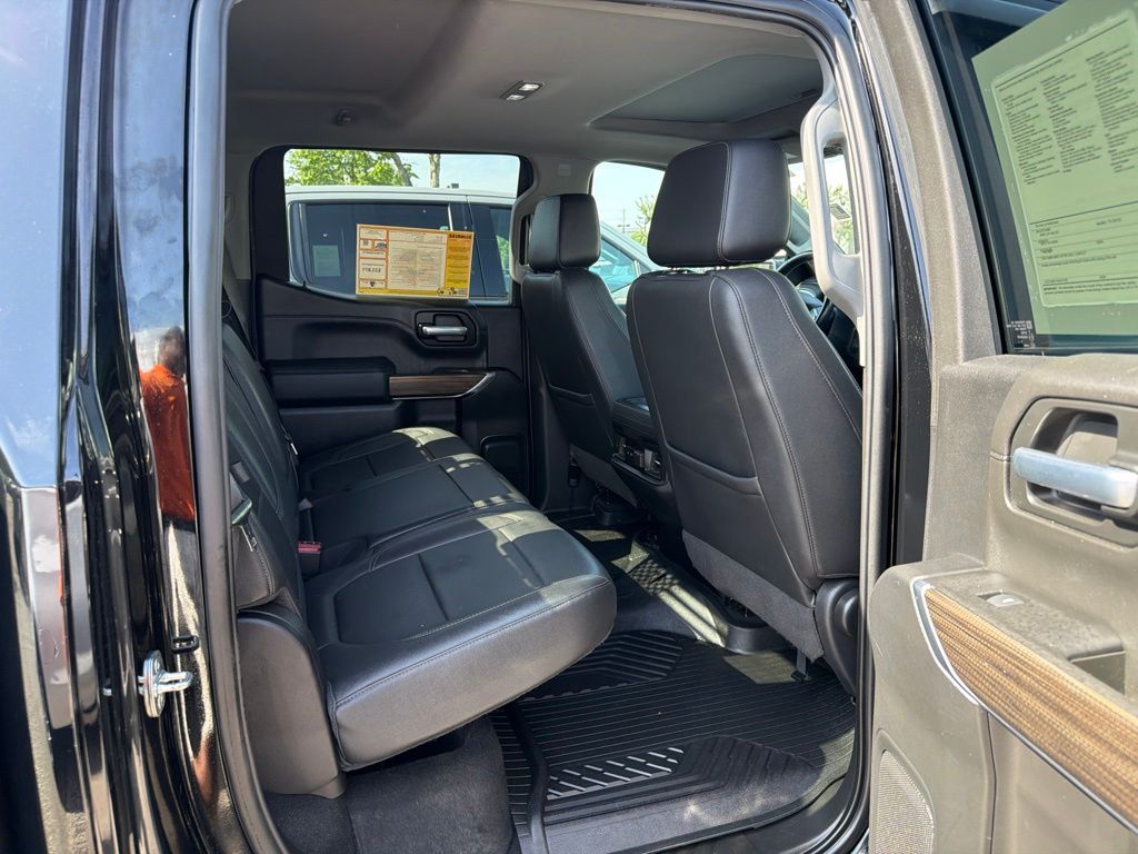 Thumbnail: 2021 Chevrolet Silverado 1500 - 7