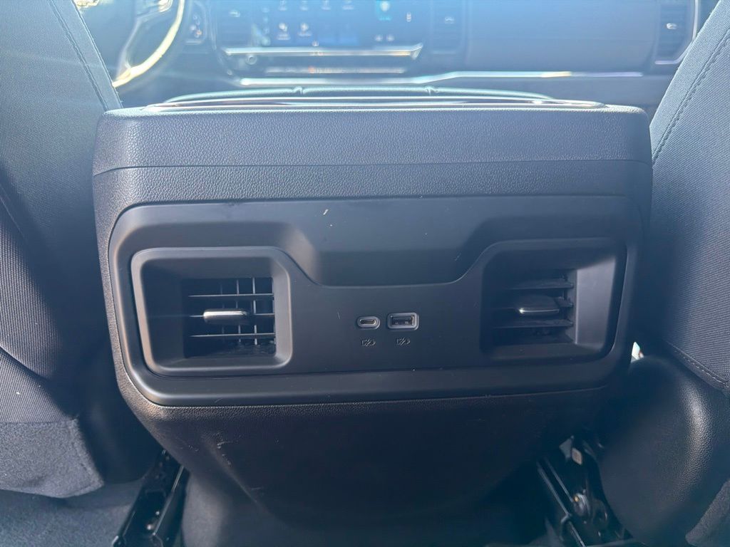 Thumbnail: 2024 Chevrolet Silverado 1500 - 26