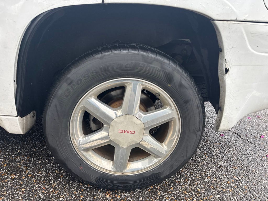 Thumbnail: 2008 GMC Envoy - 11