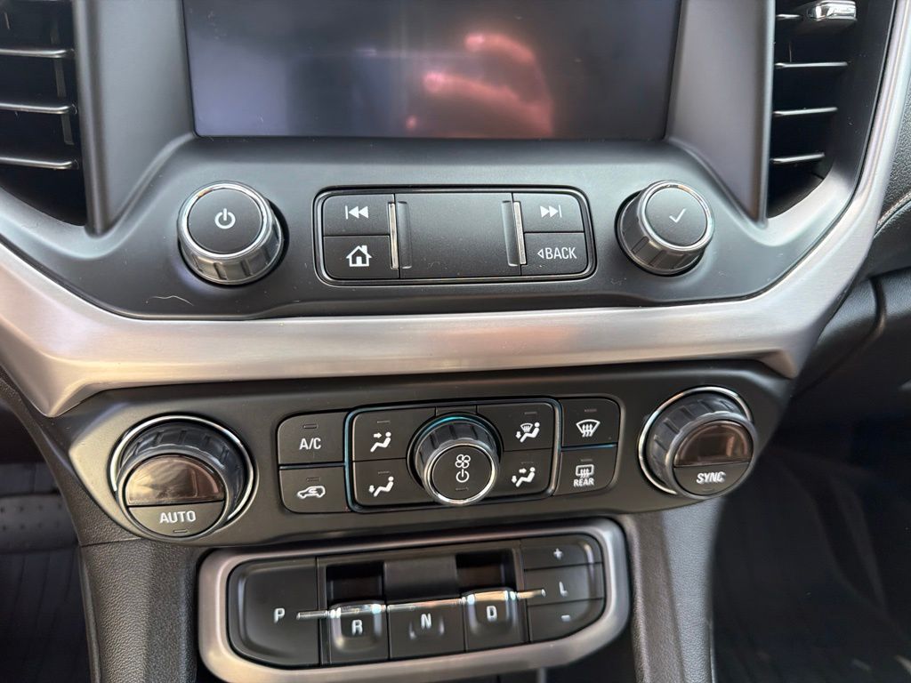 Thumbnail: 2021 GMC Acadia - 14