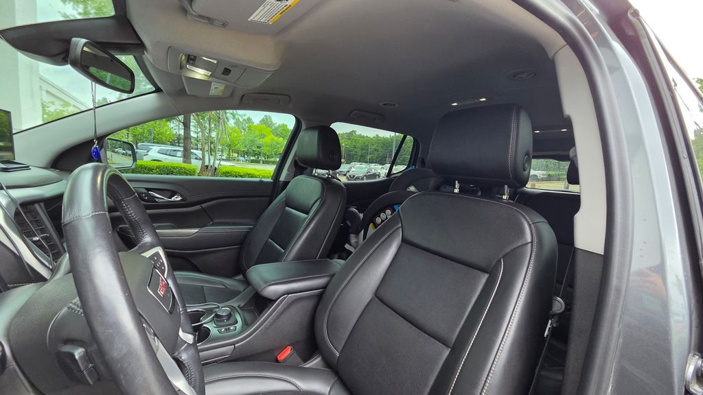 Thumbnail: 2022 GMC Acadia - 4