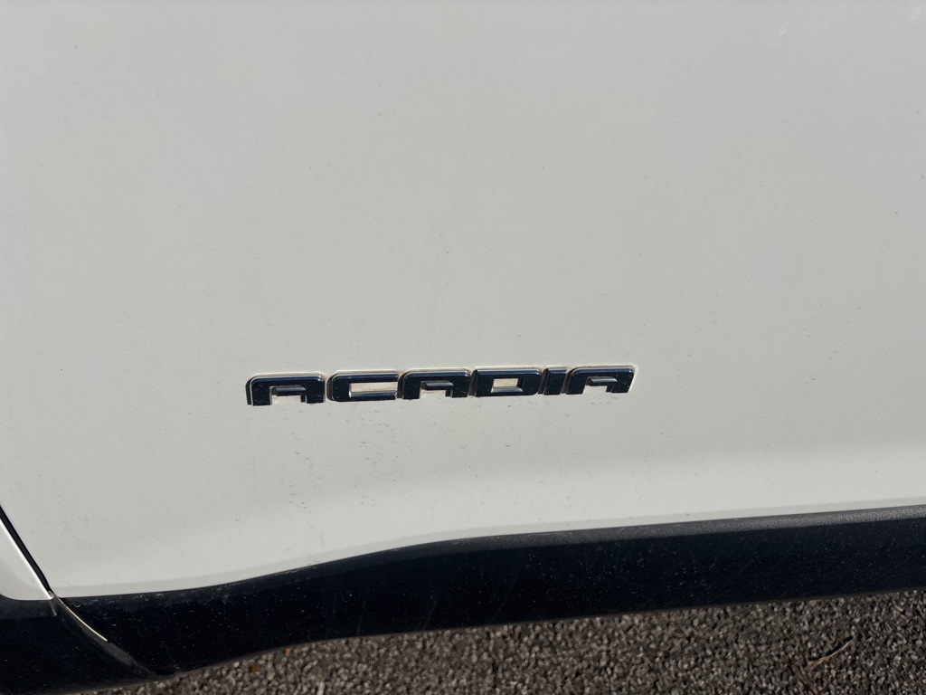 Thumbnail: 2019 GMC Acadia - 3